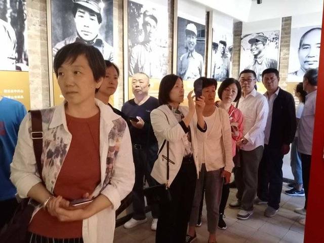 聊城中巨社区网站(聊城古楼社区服务中心电话)